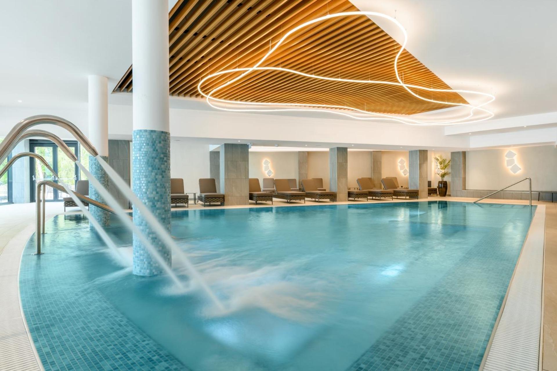 Kenese Bay Garden Resort & Conference Балатонкенеше Екстер'єр фото